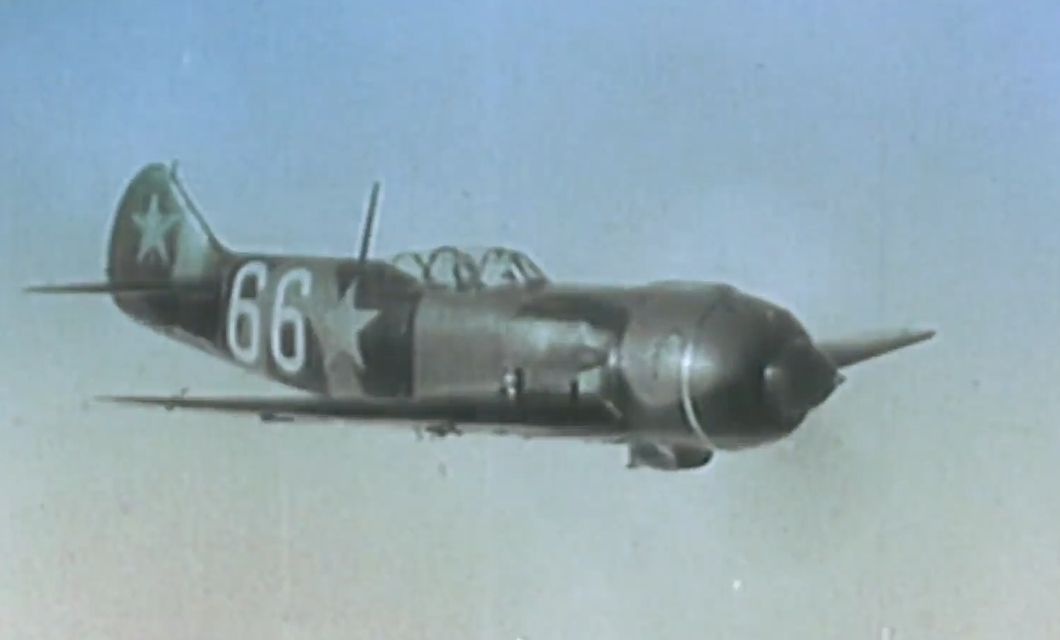 Lavochkin La-5F "White 66" (1)