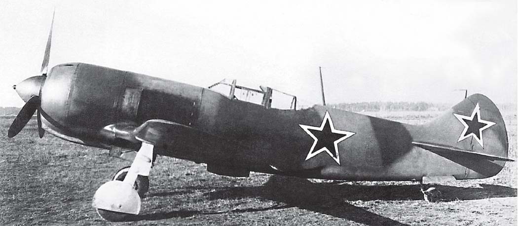 Lavochkin La-7 prototype no.39210109, 1944 (1)