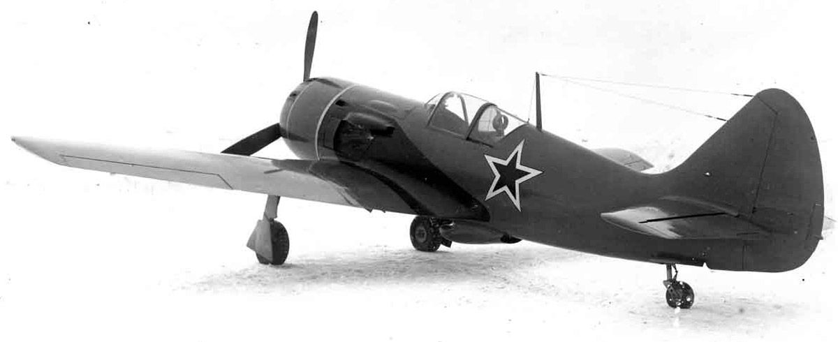 Lavochkin La-9 prototype "aircraft 130" (2)