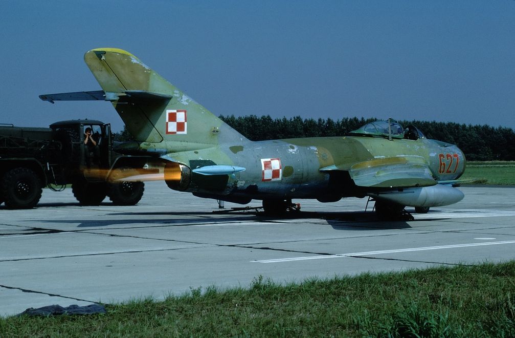 Lim-6 bis no.627, 45 PLSzB, Babimost airbase, 1990