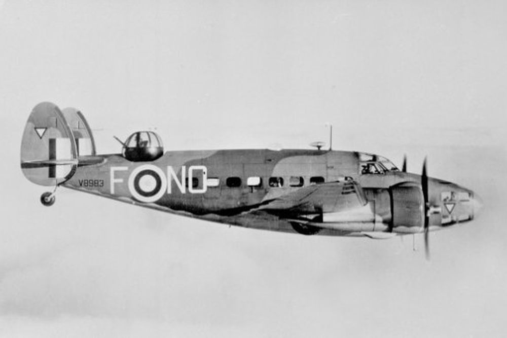 Lockheed Hudson Mk.III, s/n V8983, code NO-F, no. 320 Squadron