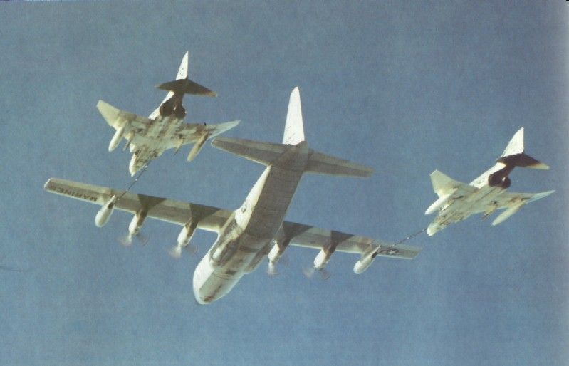 Lockheed_KC-130F_Hercules