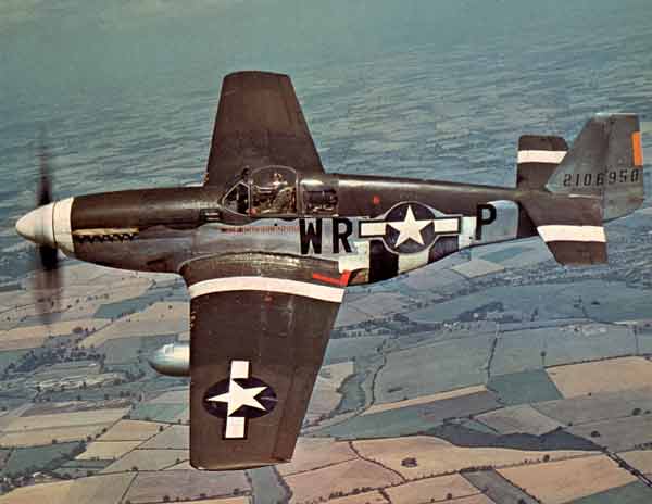 Lt. Robert E Hulderman. 355th FG, P-51B #42-106950, WR-P, The Iowa Beaut.