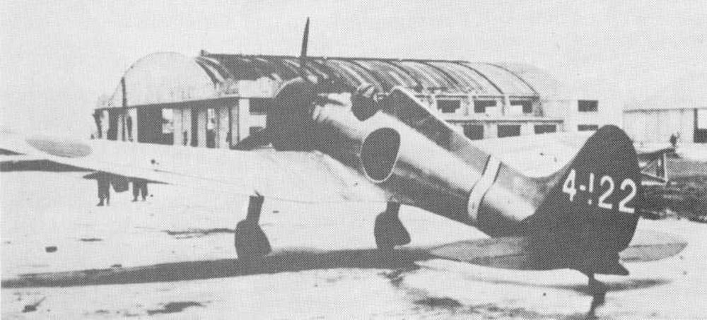 Mitsubishi A5M2a no 4-122