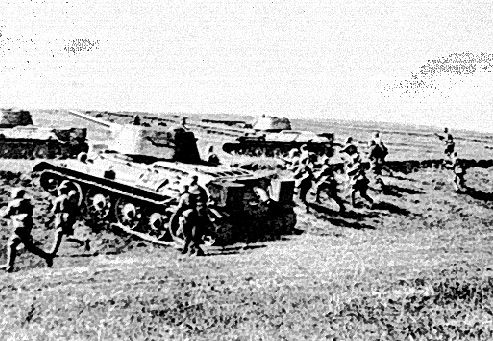 More Russian tanks on eastern front