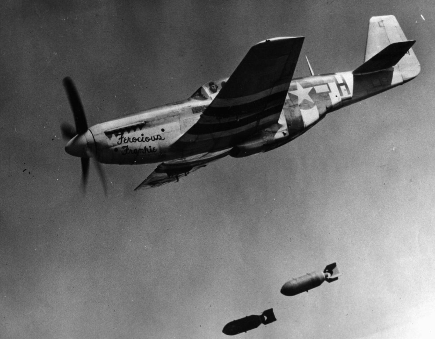 NA P-51D Mustang s/n. 44-13704, code B7-H,named "Ferocious Frankie" of the  374thFS, 361st FG (2)