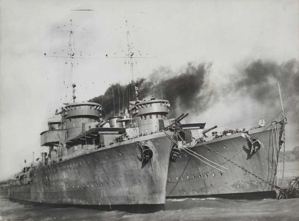 ORP Błyskawica and ORP Grom, Harwich, Great Britain, 1939/1940 (2)