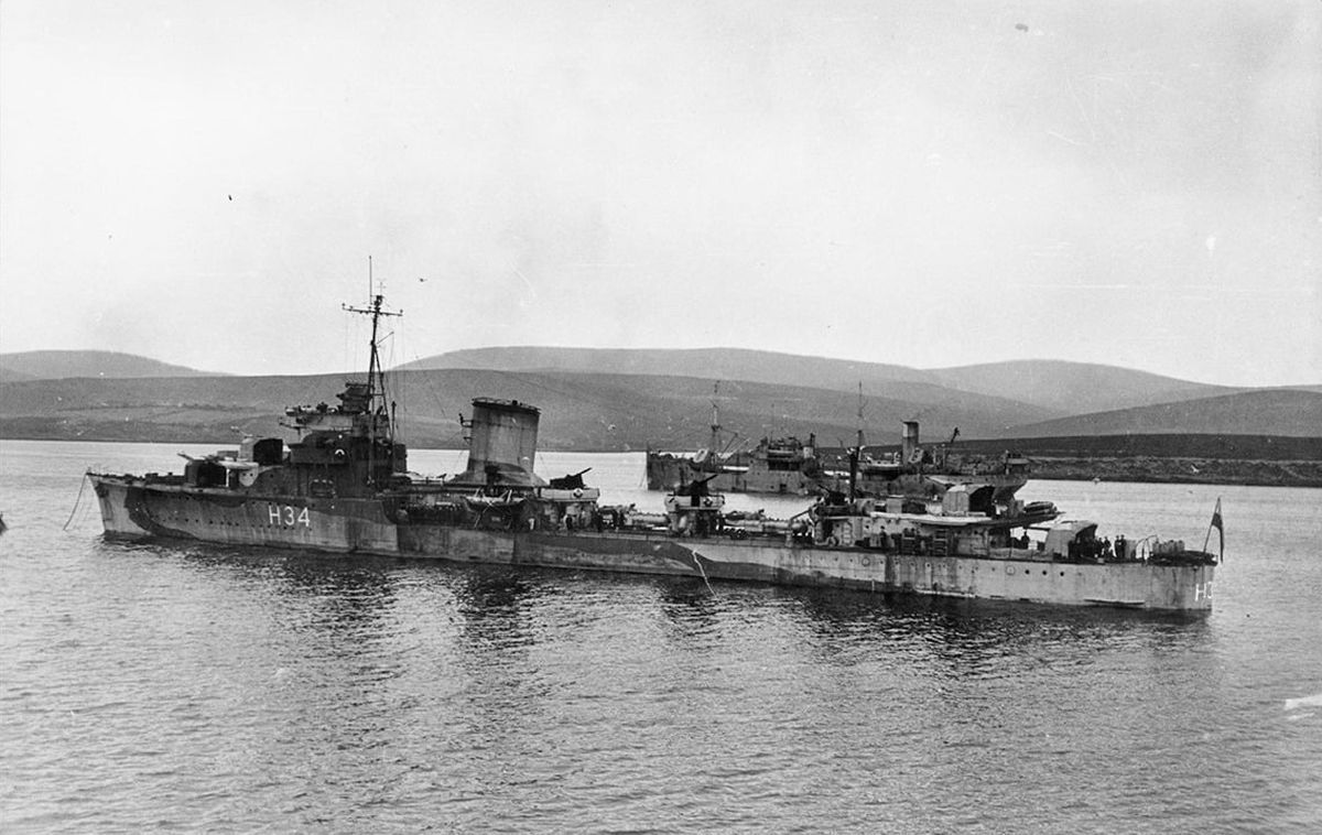 ORP Błyskawica H34, 1943/44