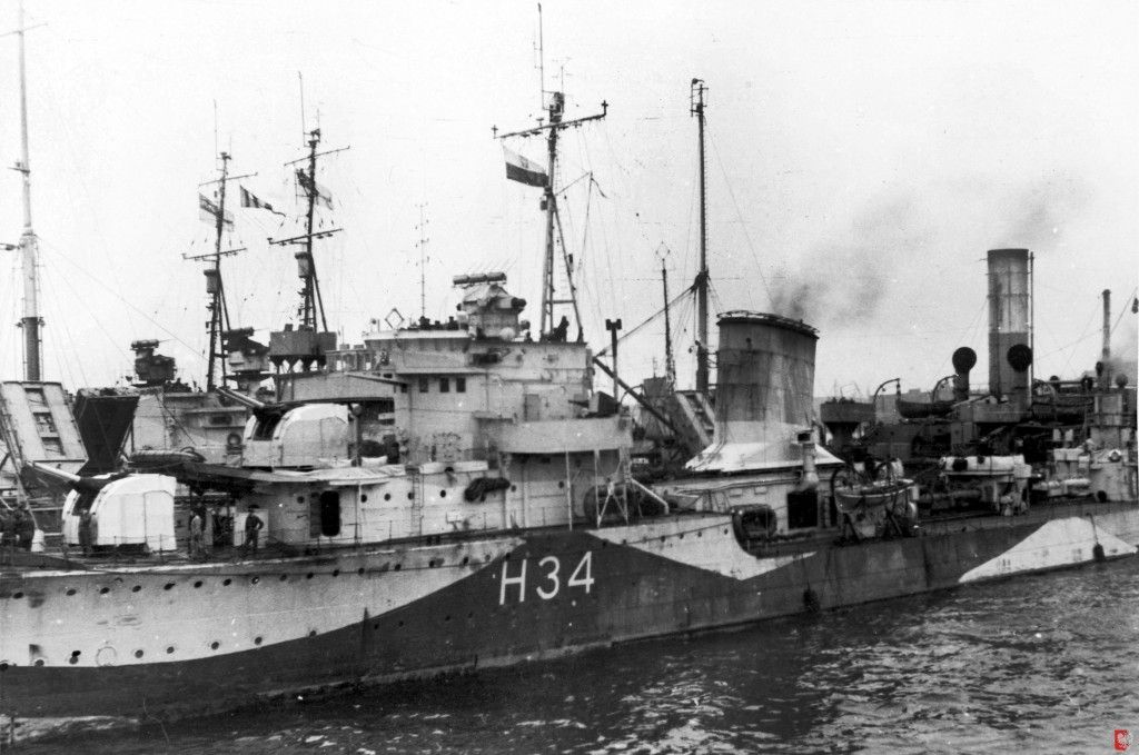 ORP Błyskawica, H34