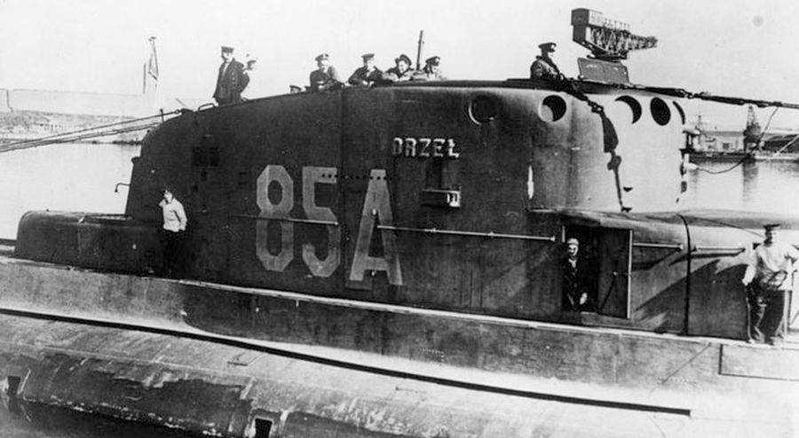 ORP Orzeł, conning  tower in 1940