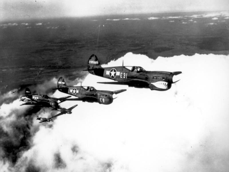 P-40s 800 x 600