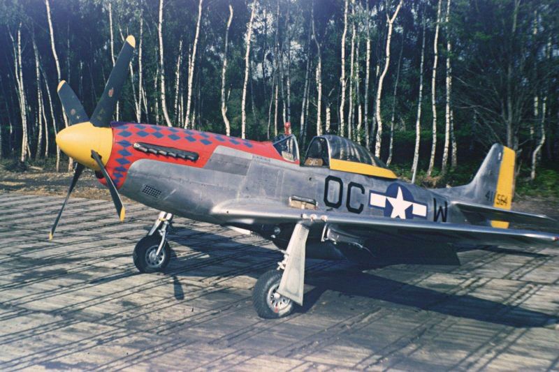 P-51K Mustang, 356th FG#44-11564 OC-W.