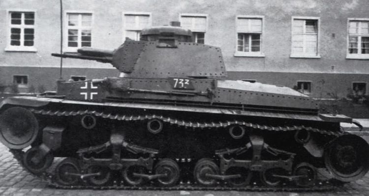 Panzerkampfwagen 35 (t)  (ČKD  Š-II-a) no.733