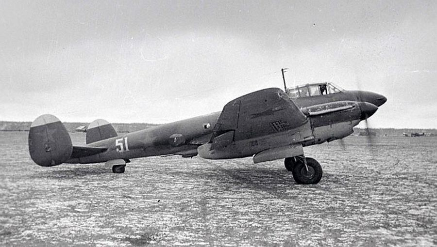 Petlyakov Pe-2-105 "White 51"