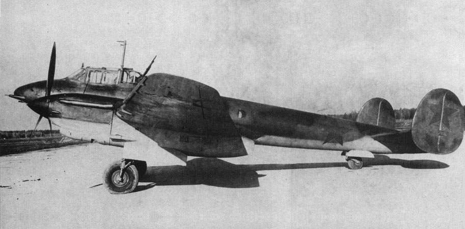 Petlyakov Pe-3bis (1)