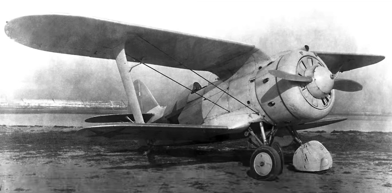 Polikarpov I-153, 1940