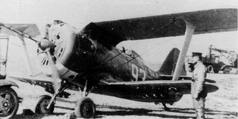 Polikarpov I-153 "White 93", 71 IAP, 1942 (1)