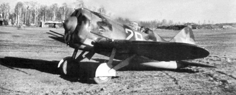 Polikarpov I-16 type 17 of 4 GIAP (2)