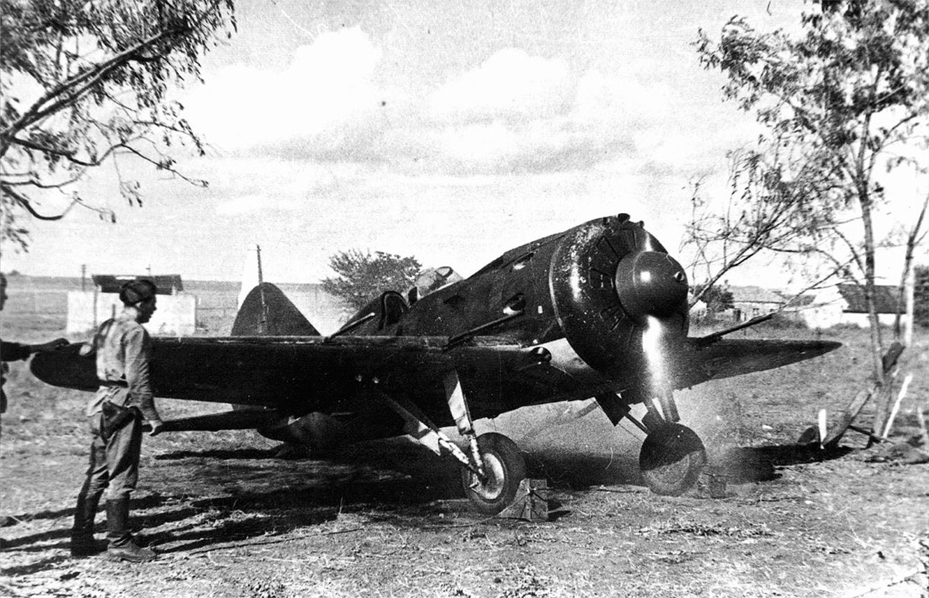 Polikarpov I-16