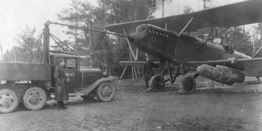 Polikarpov R-5, the engine start