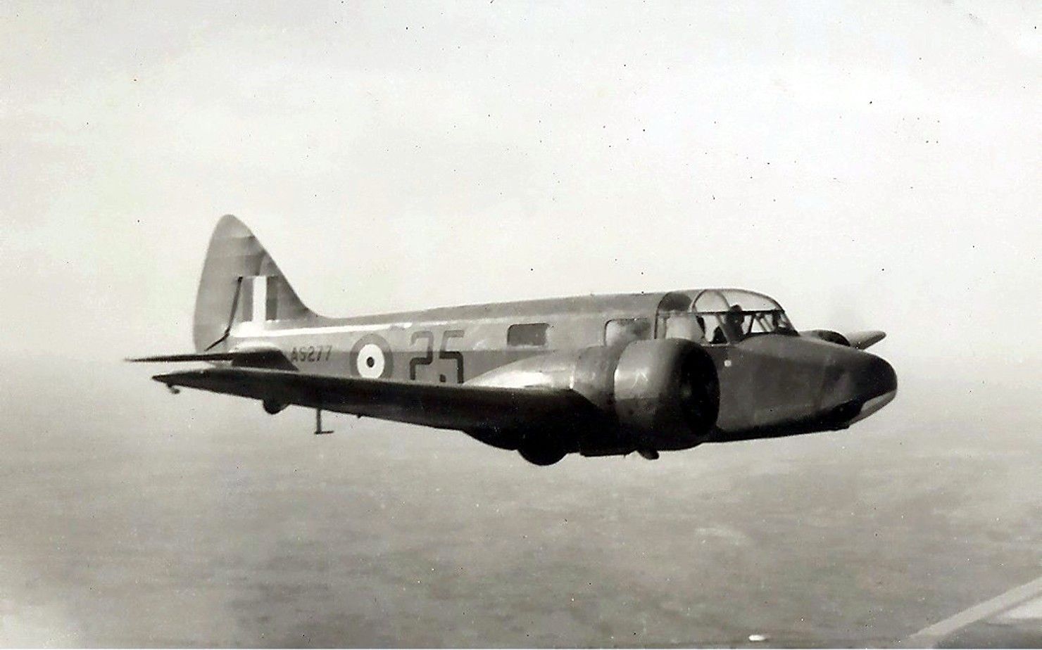 RAF_Airspeed_AS_10_Oxford_II_AS277_in_1942