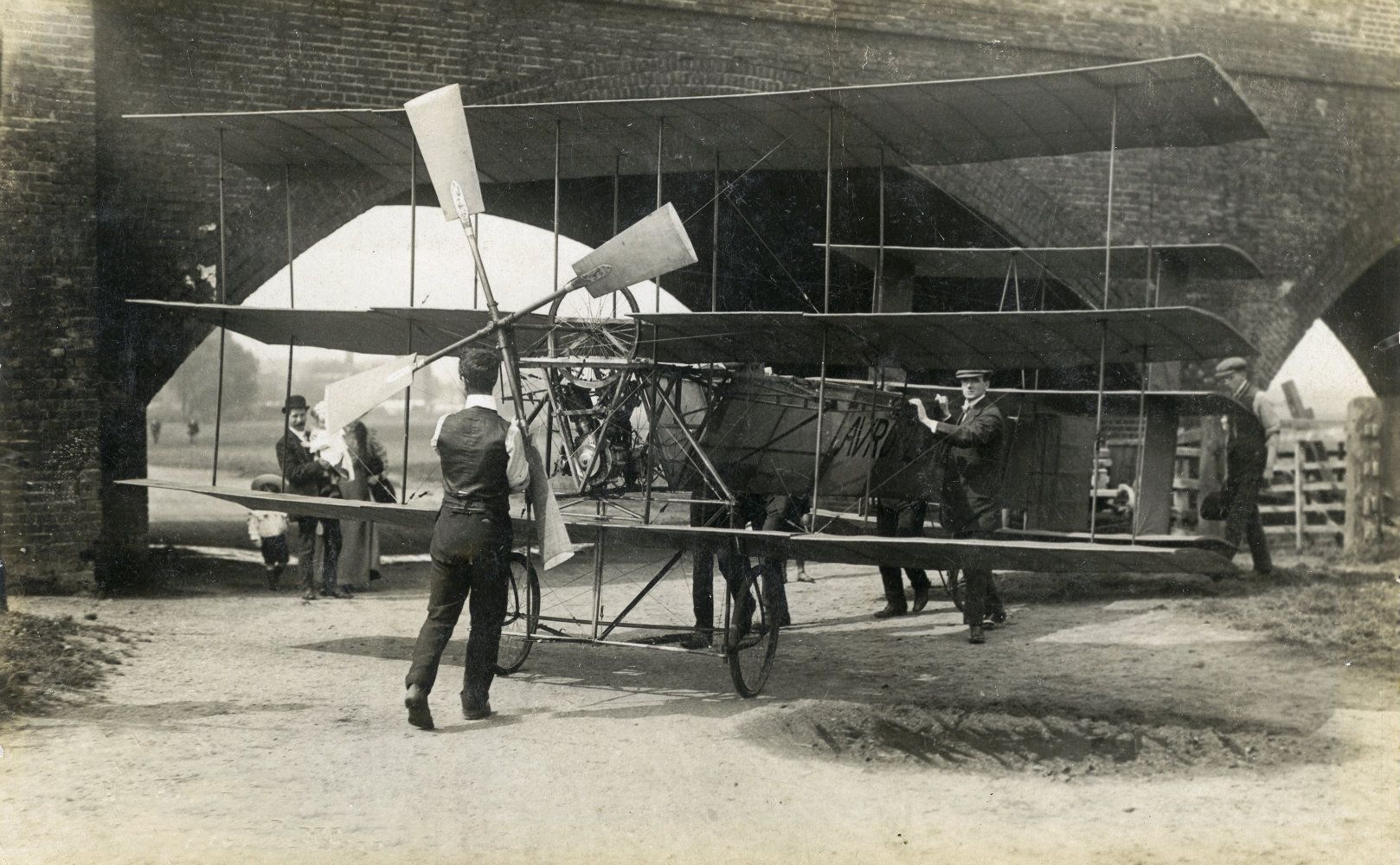 Roe_1_Triplane