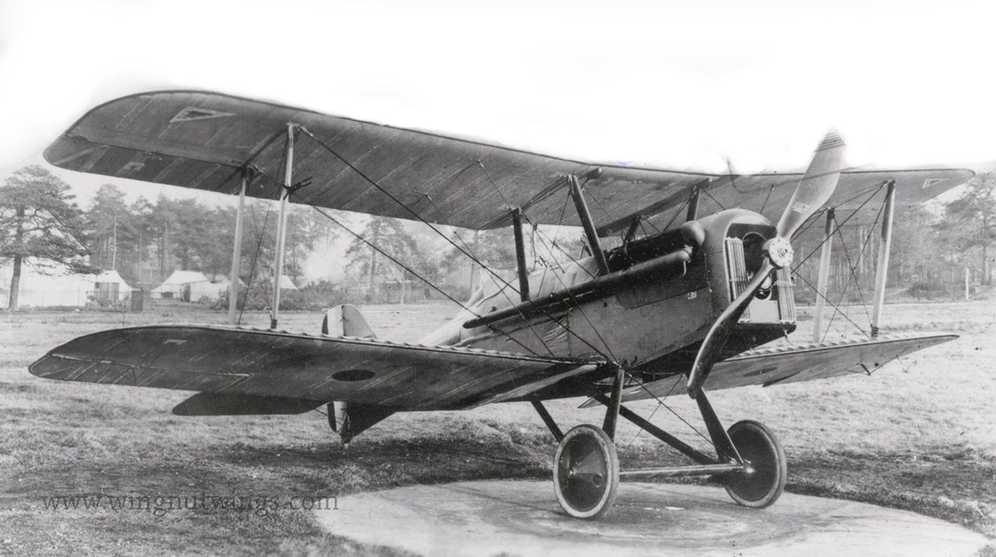 SE_5a-RAF-built_in_Canadian