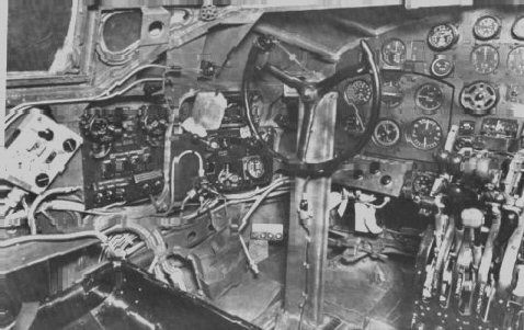 Short Stirling - Cockpit port side