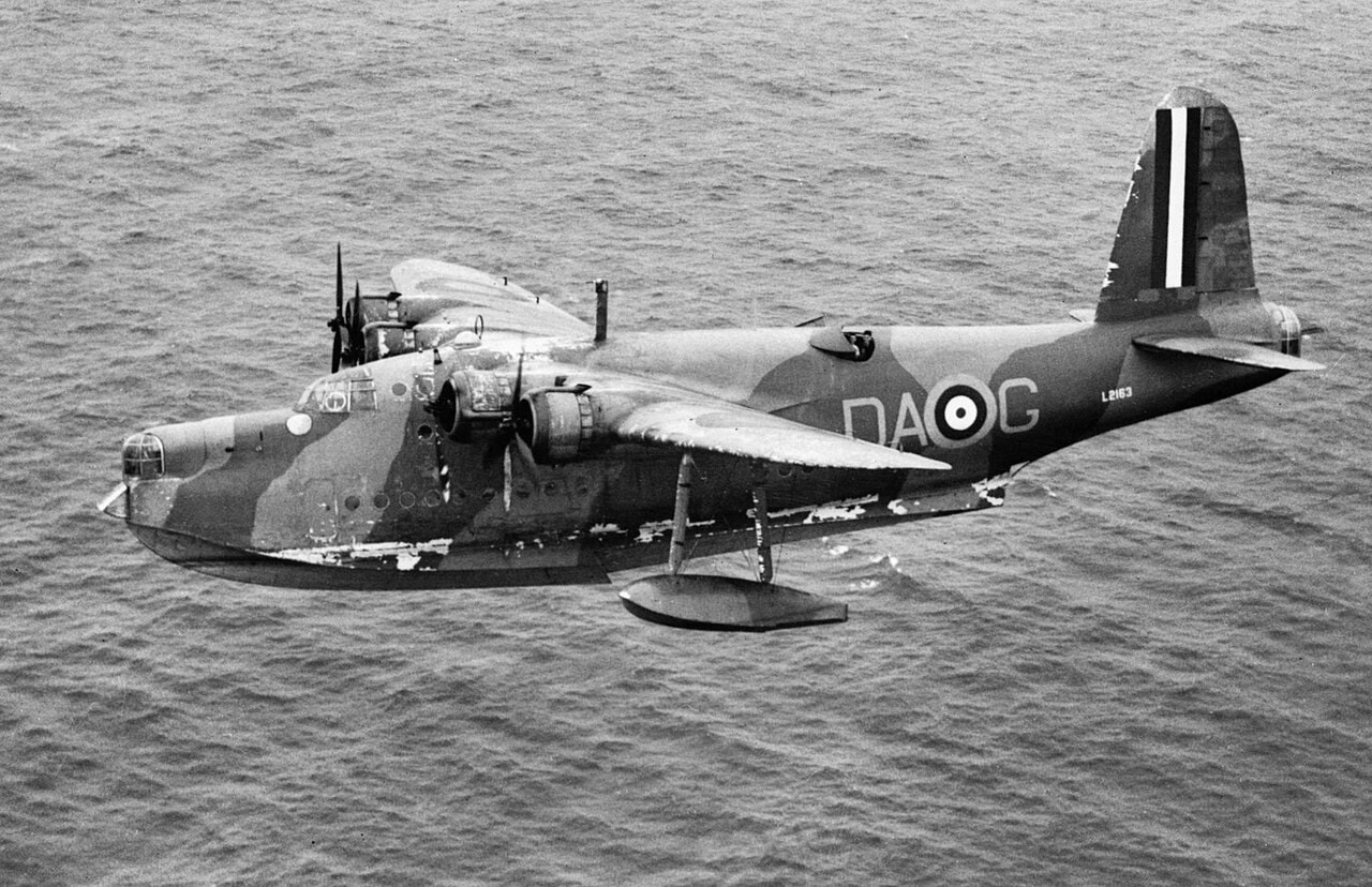 Short Sunderland Mk.I s/n. L2163, code DA-G of No.210 Squadron RAF (4)