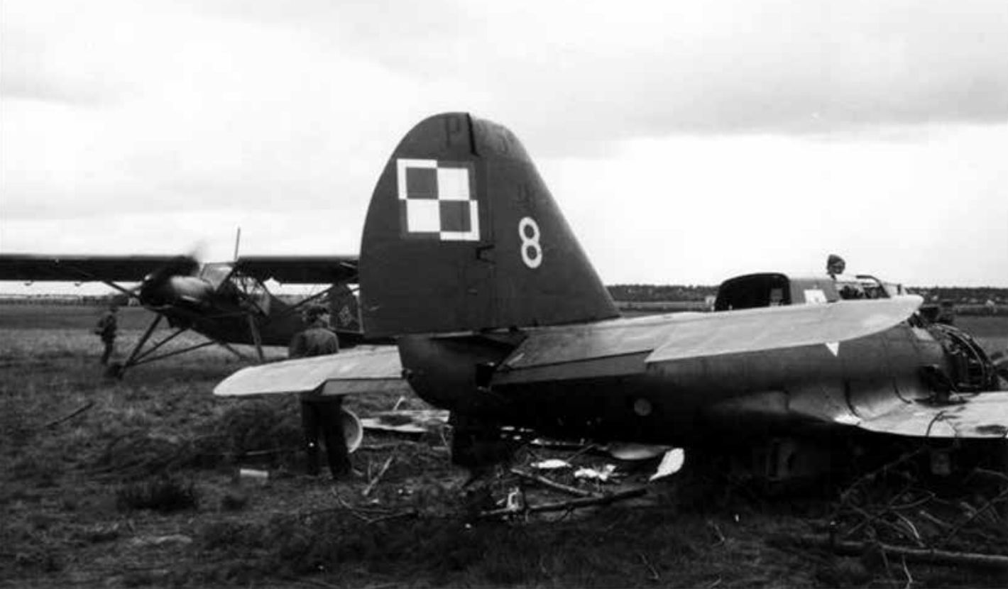 Shot down PZL 23 Karaś "White 8", s/n. 44.217, 41 Squadron, 1939 (7)