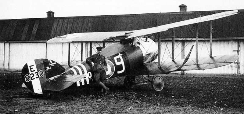 Sopwith Snipe no. E8230 "White 9"