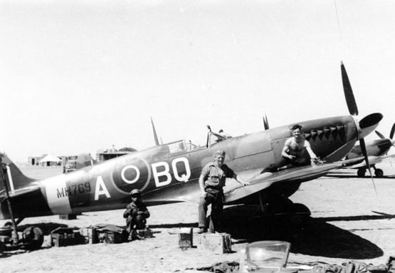 Spitfire Mk.IXc MH769 coded BQ-A of 451 Squadron, Corsica 1944 ...