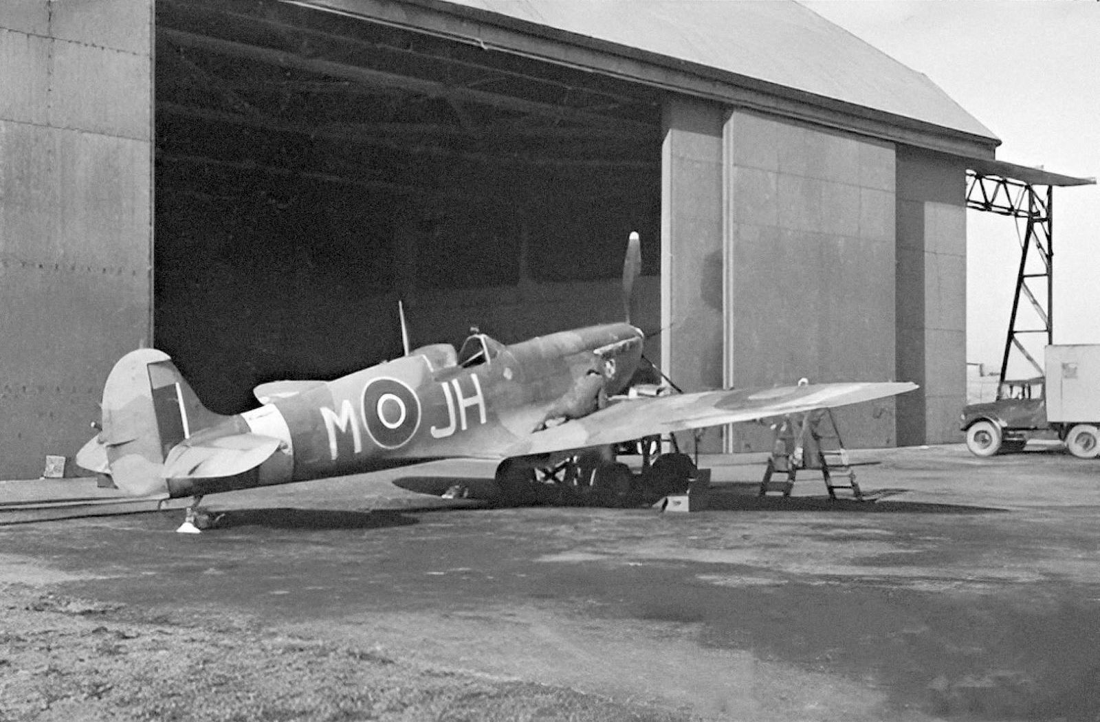 Spitfire Mk.VB s/n. W3207, code JH-M of no. 317 (Polish) Squadron