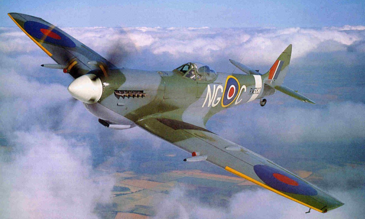 Spitfire with clipped wings