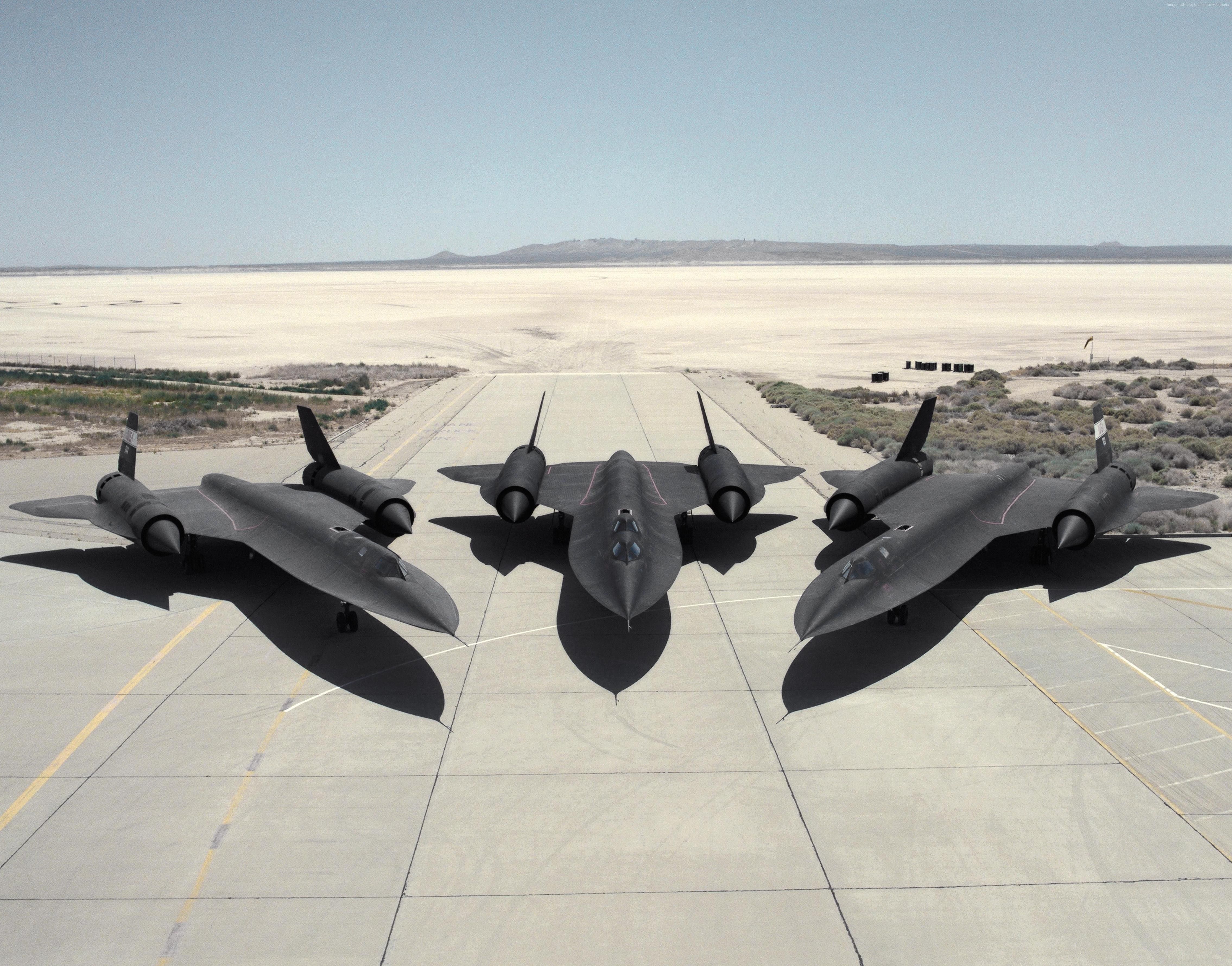 sr-71-4539x3560-lockheed-blackbird-jet-plane-aircraft-runway-u-s-air-1687