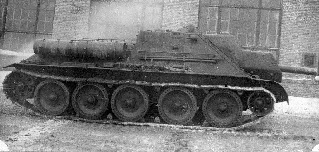 SU-122, the starboard view | Aircraft of World War II - WW2Aircraft.net ...