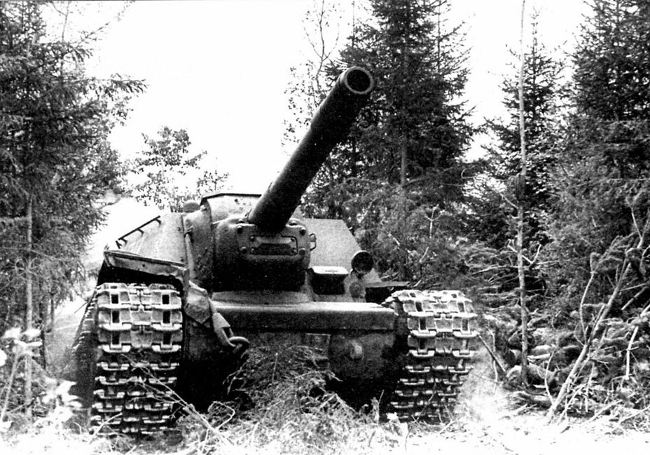 SU-152 of 1539 CAP, 2 Baltic Front, Karelia,  1944 (1)