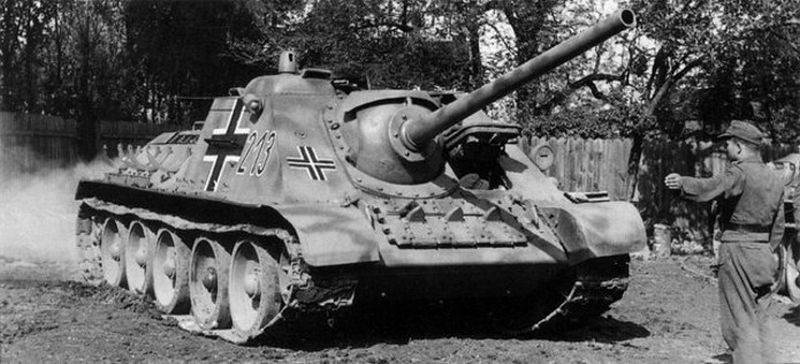 SU-85, no.213, captured and used by Germans