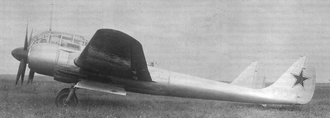 Sukhoi Su-12 prototype with Ash-82FN engines, completed (1)