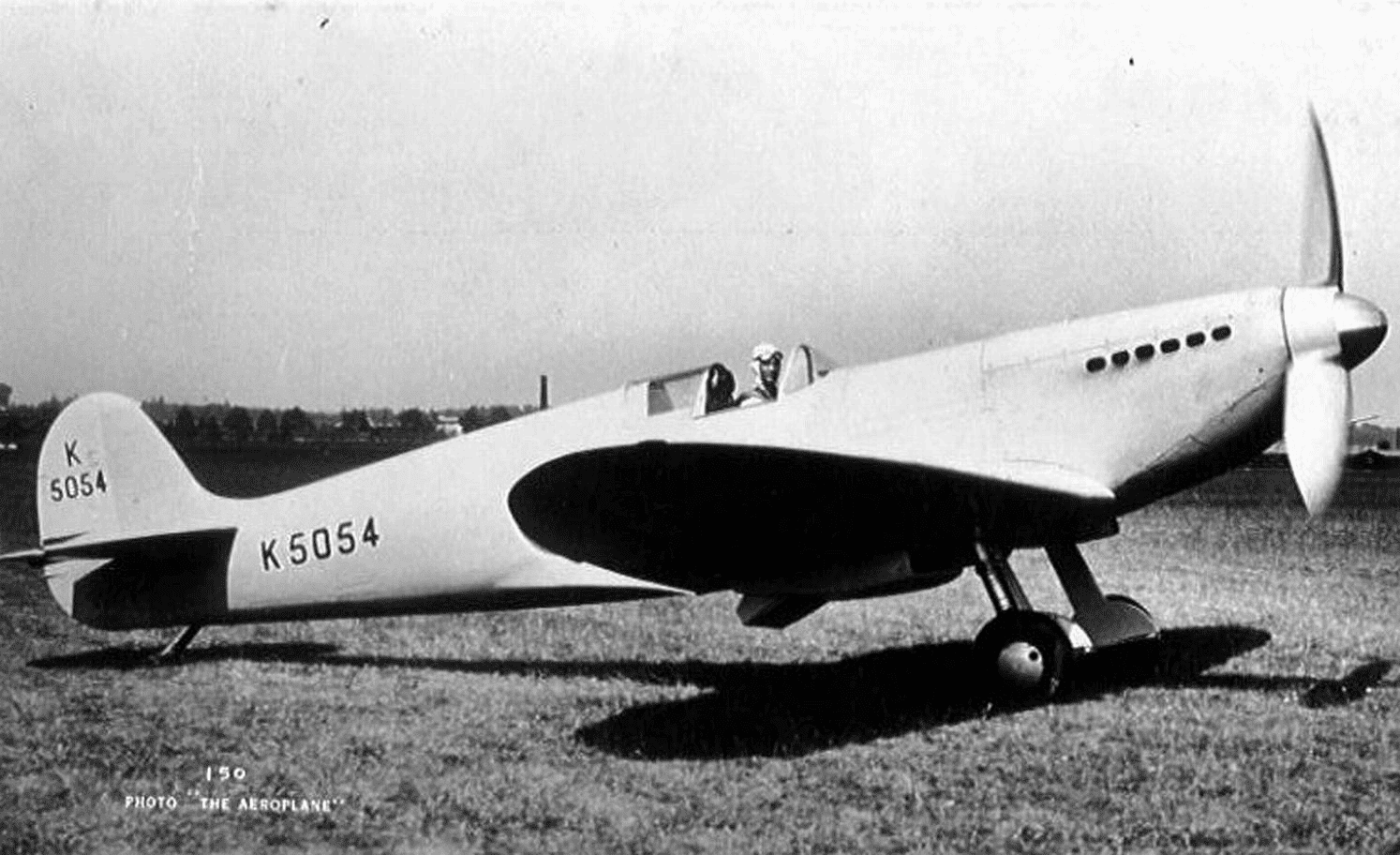 supermarine-spitfire-fighter-prototype-01