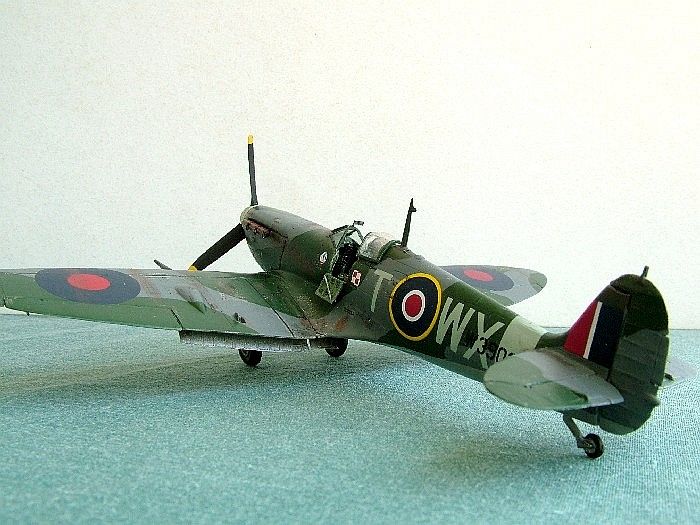 Supermarine Spitfire Mk.VB 302 Dyw. RAF ? 1943 r. Airfix 1:72