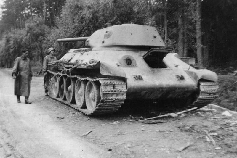 T-34/76 abandoned in 1941