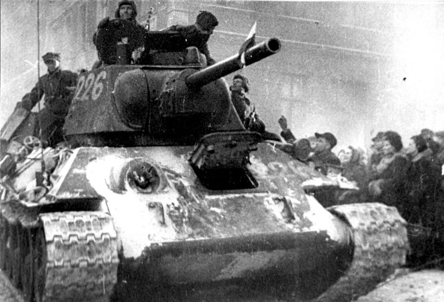 T-34/76 no.226, Bydgoszcz, Poland, 26 January 1945