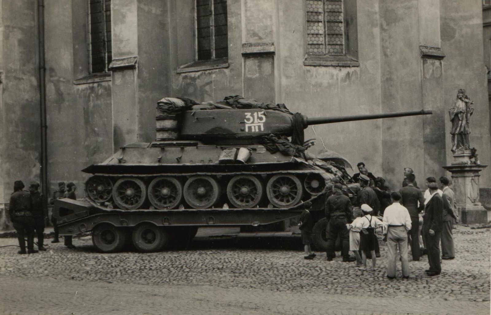 Т-34/85, Czechoslovakia, 1945