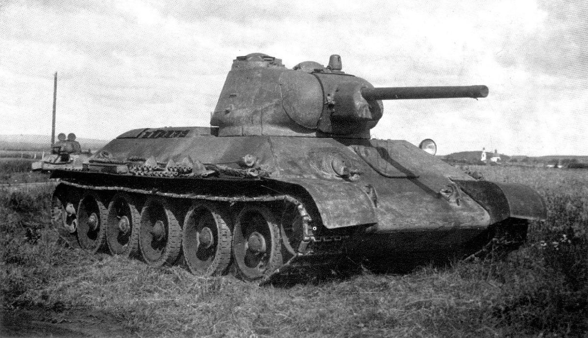 T-34 with T-43 turret, the Ural tank factory, 1942 (1) | Aircraft of
