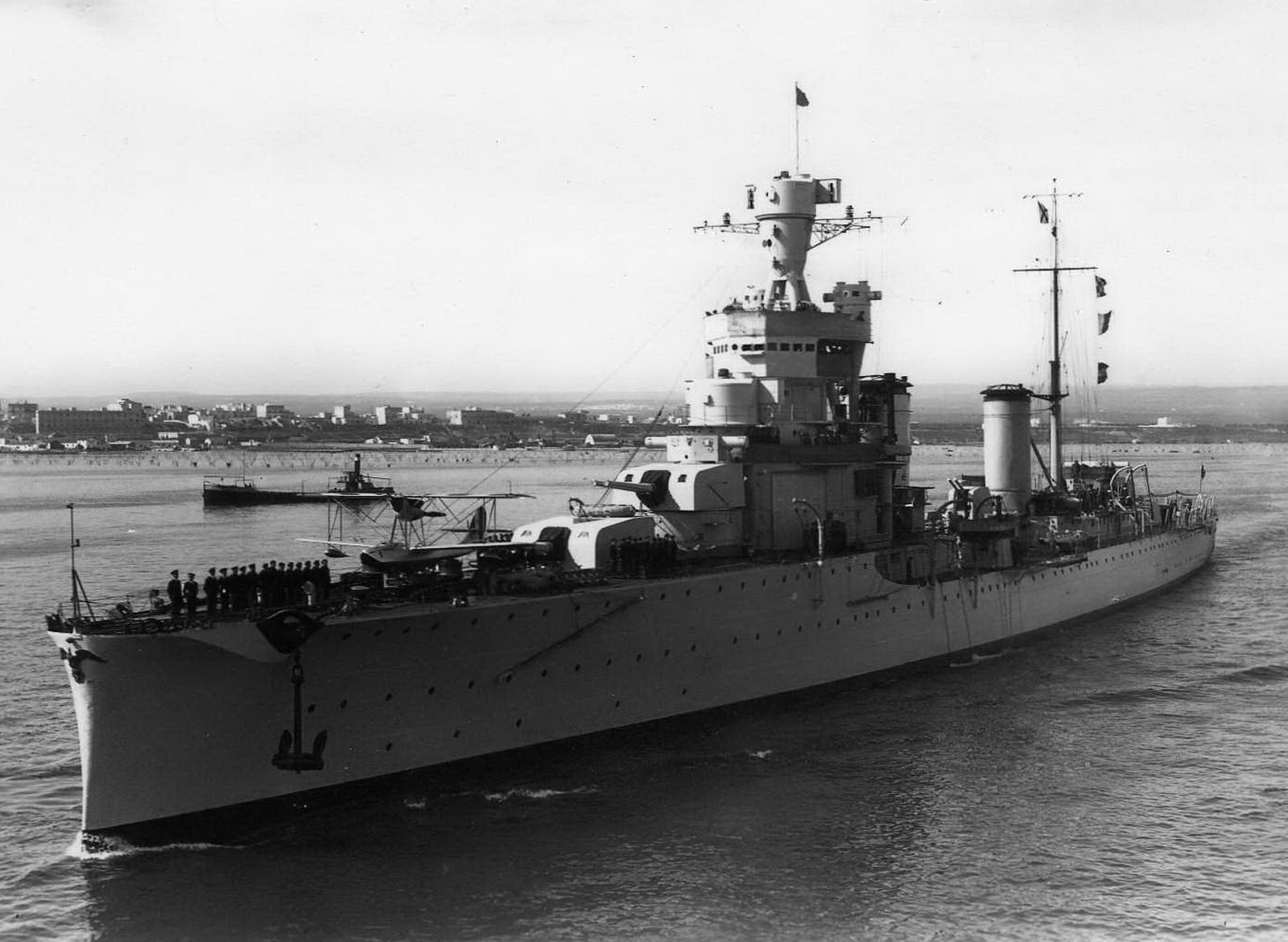 The Italian Giussano-class cruiser "Alberto da Giussano"