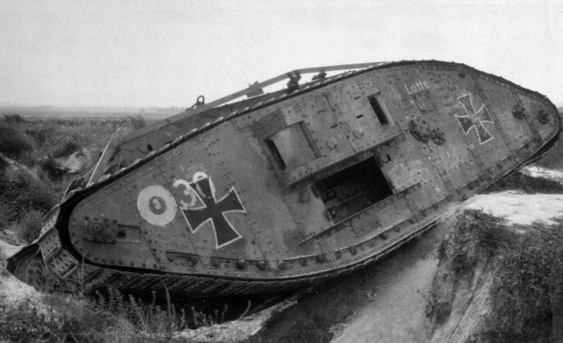 The Mark IV female tank captured and used by Germans named "Lotte", 1917 (1)