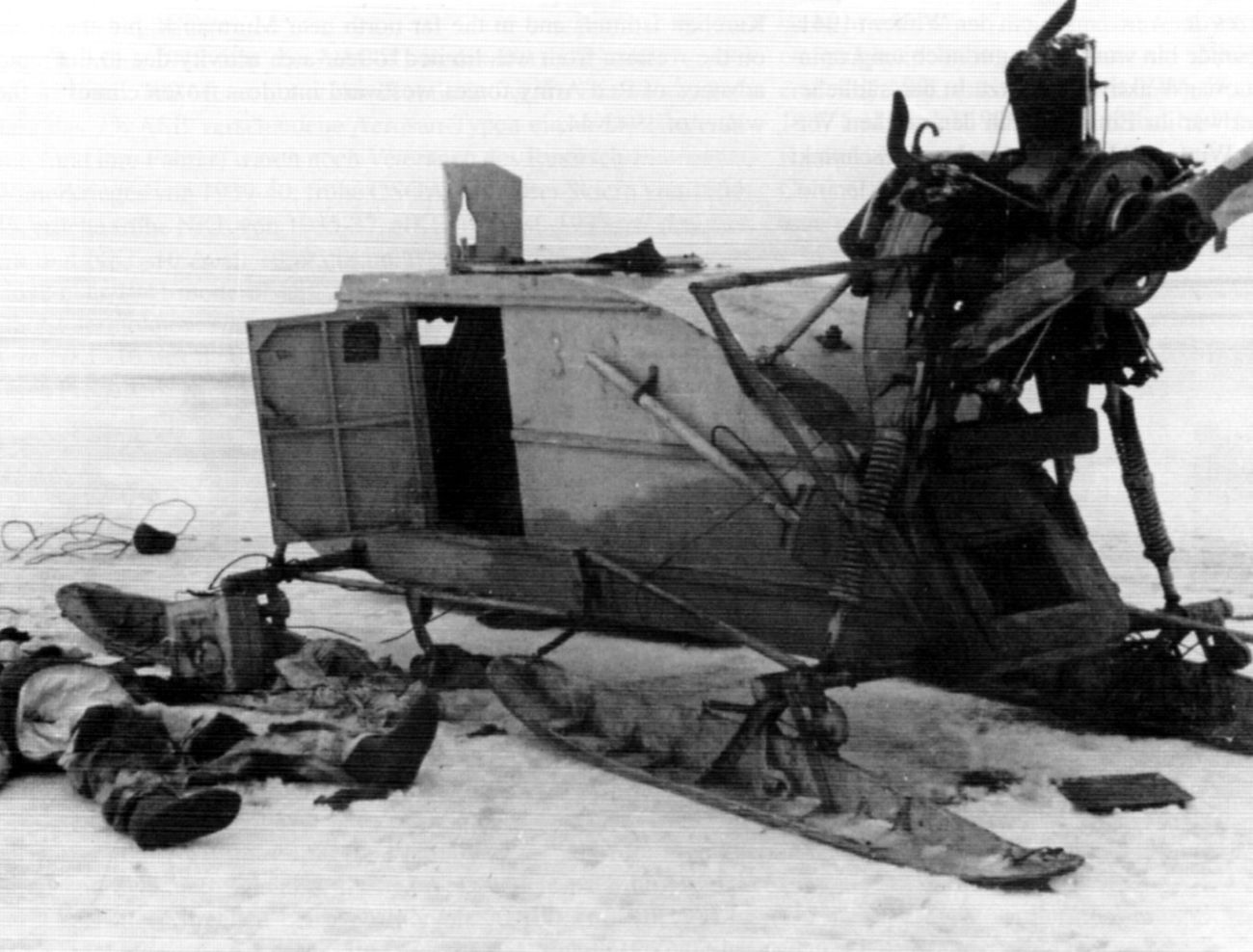 The soviet propeller-driven sledges NKL-26 damaged (1)