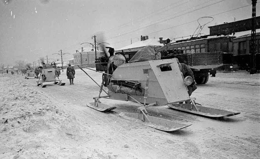 The soviet propeller-driven sledges NKL-26