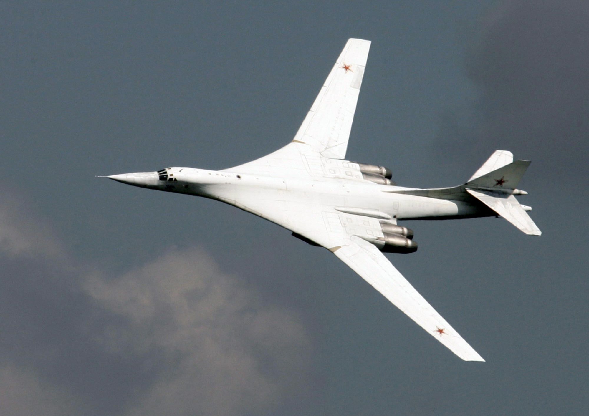 Tu-160_Blackjack-03
